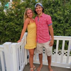 Meet your Posher, Gabrielle